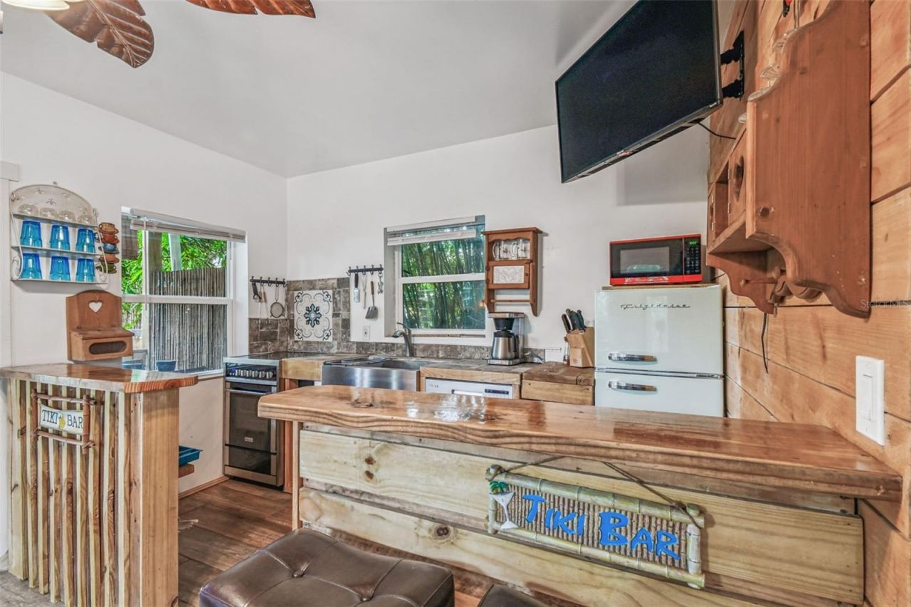3203 E Yukon Street , Tampa, FL 33604 Photo