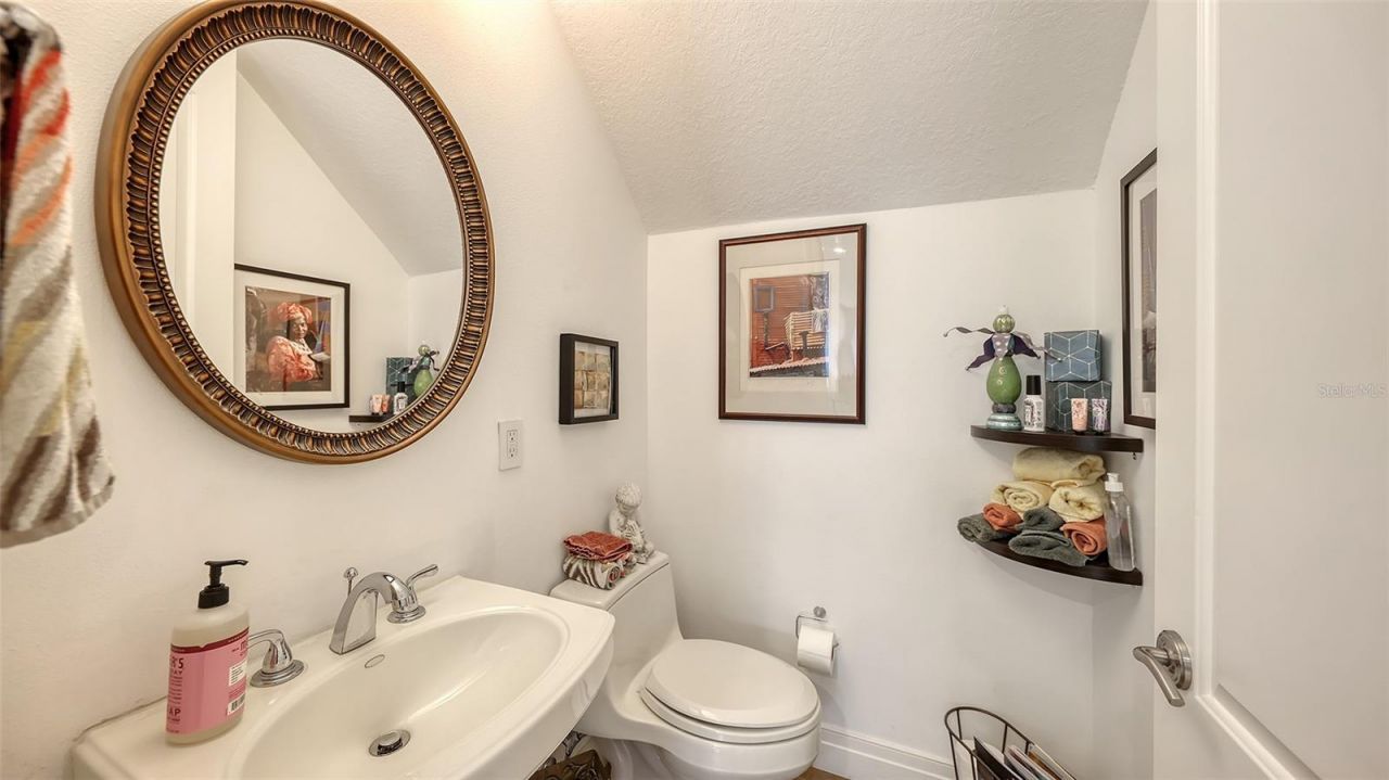 235 Cocoanut Avenue , Unit 128E, Sarasota, FL 34236 Photo
