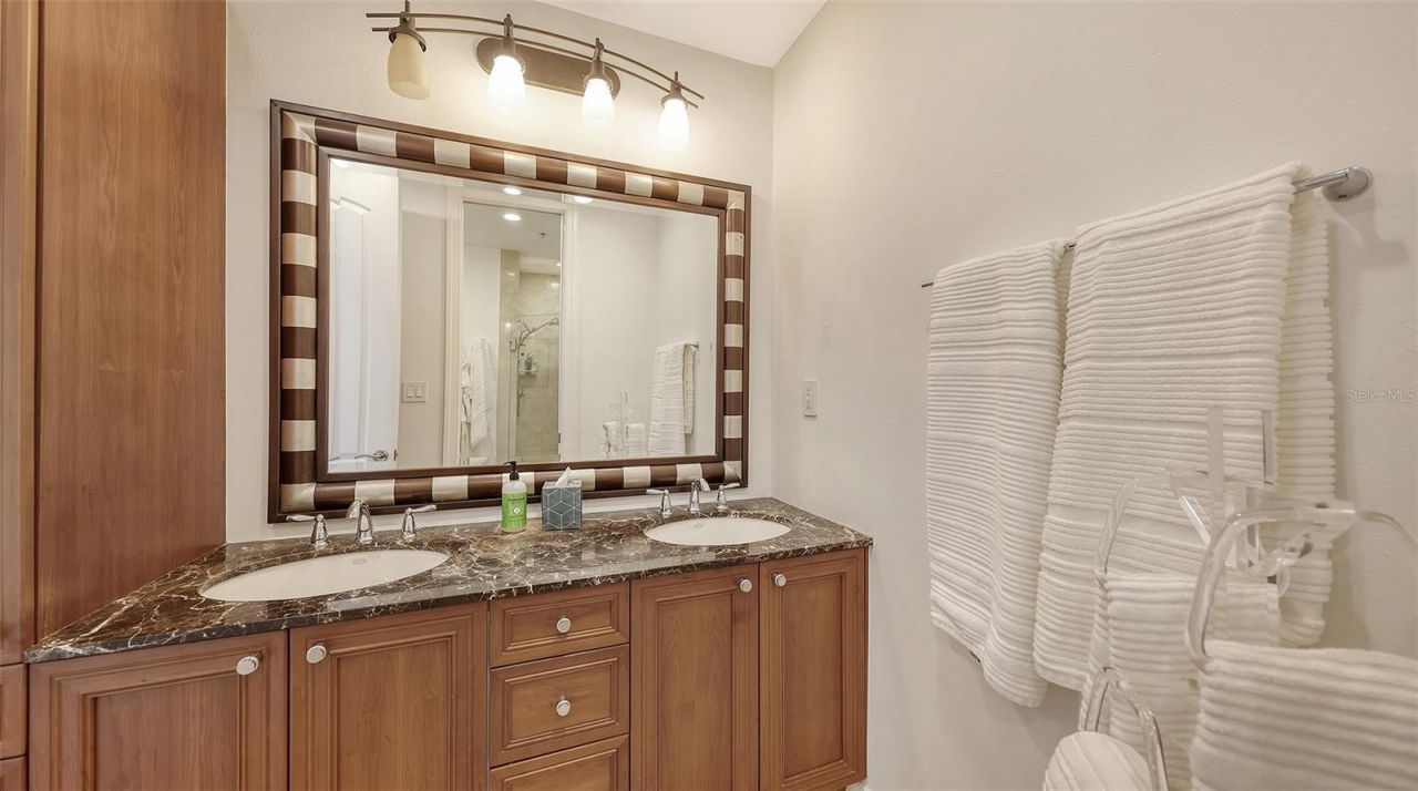 235 Cocoanut Avenue , Unit 128E, Sarasota, FL 34236 Photo