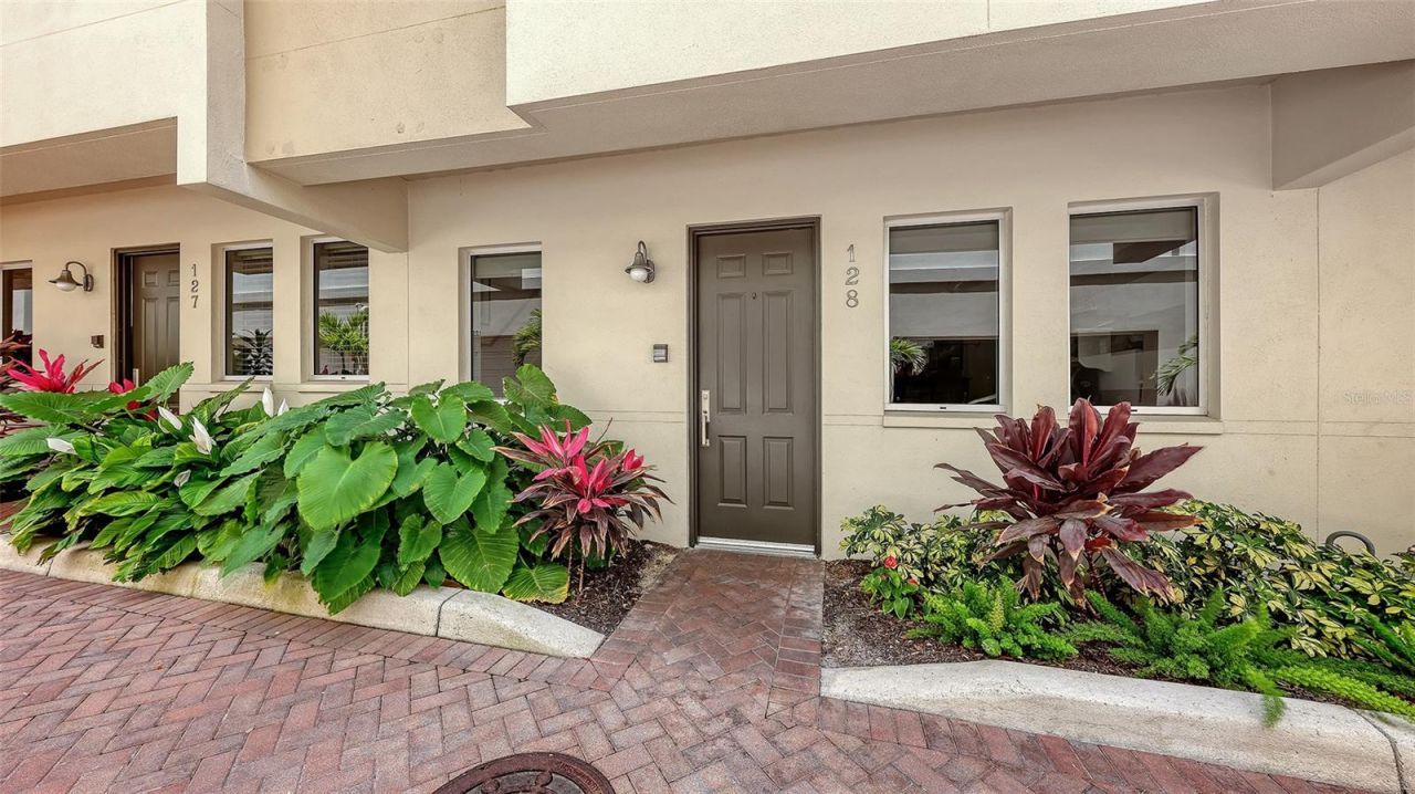 235 Cocoanut Avenue , Unit 128E, Sarasota, FL 34236 Photo