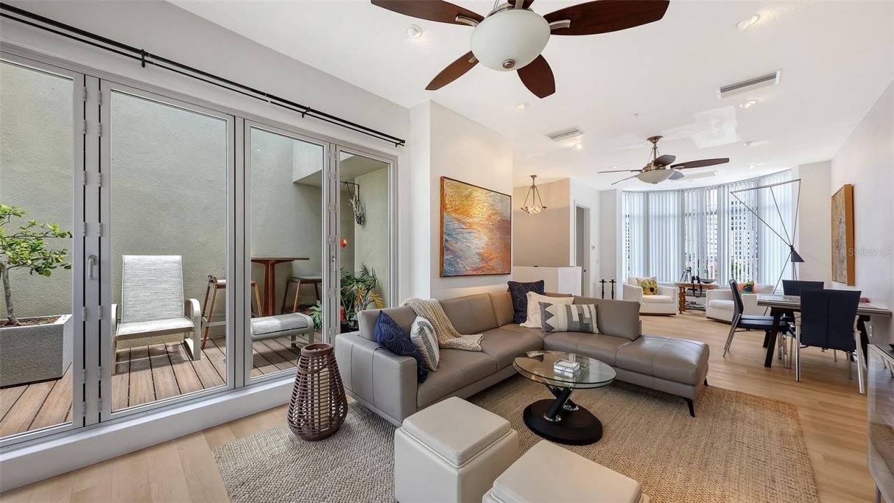 235 Cocoanut Avenue , Unit 128E, Sarasota, FL 34236 Photo
