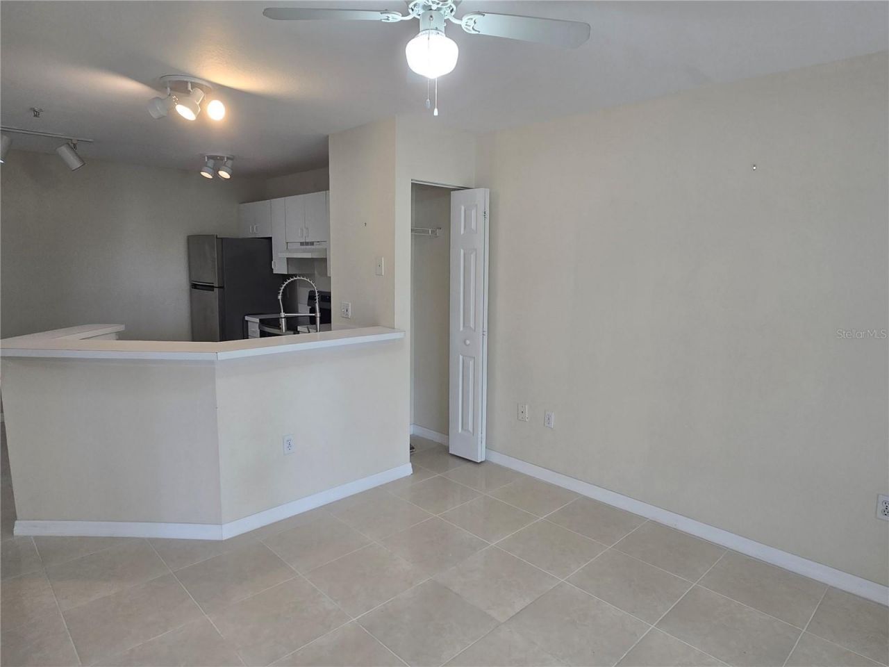 850 S Tamiami Trail , Unit 506, Sarasota, FL 34236 Photo