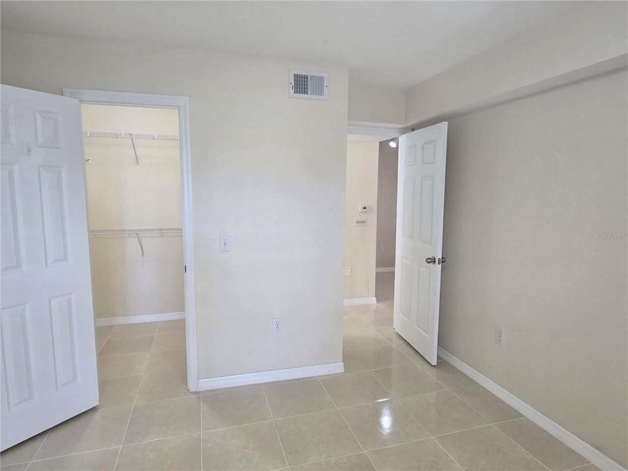 850 S Tamiami Trail , Unit 506, Sarasota, FL 34236 Photo