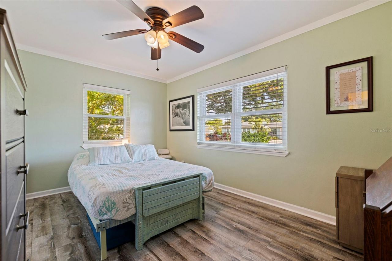 3767 25th Avenue N, Saint Petersburg, FL 33713 Photo