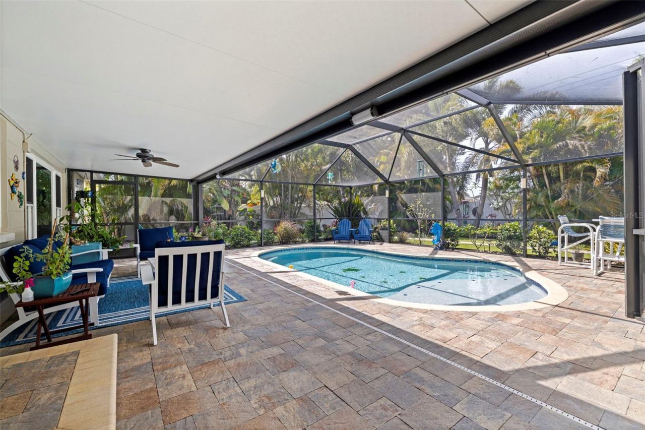 3767 25th Avenue N, Saint Petersburg, FL 33713 Photo