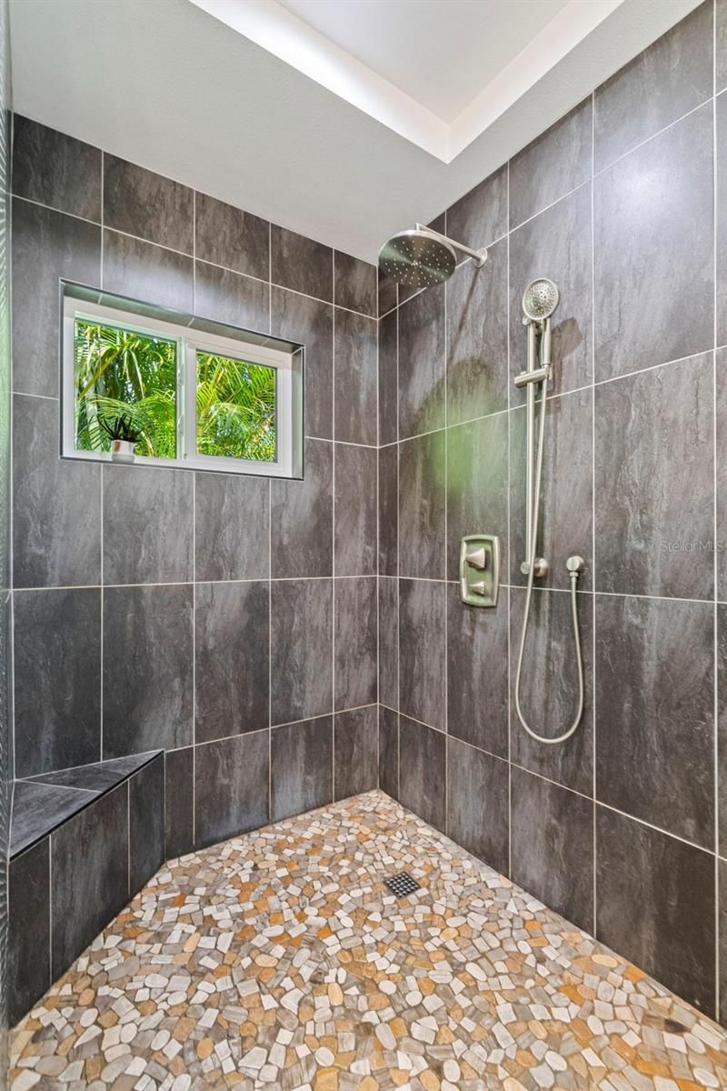 3767 25th Avenue N, Saint Petersburg, FL 33713 Photo