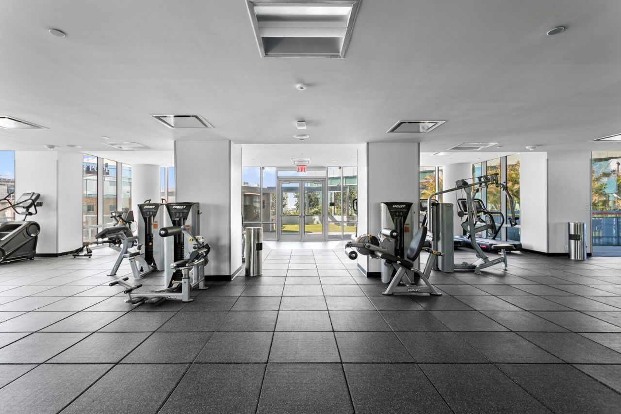 400 Central Avenue, Unit 1704, Saint Petersburg, FL 33701 Photo