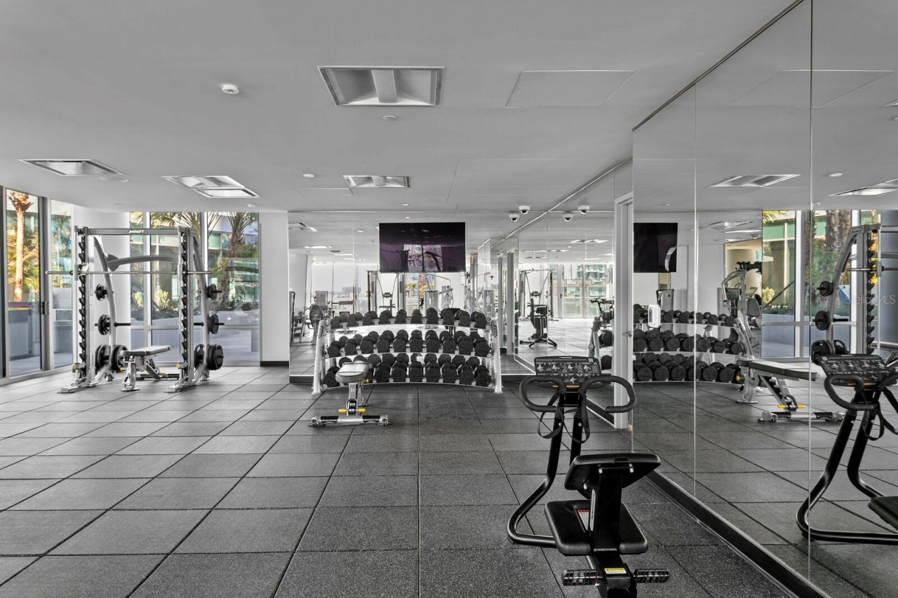 400 Central Avenue, Unit 1704, Saint Petersburg, FL 33701 Photo