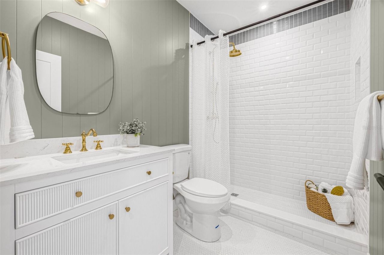 5652 4th Avenue N, Saint Petersburg, FL 33710 Photo