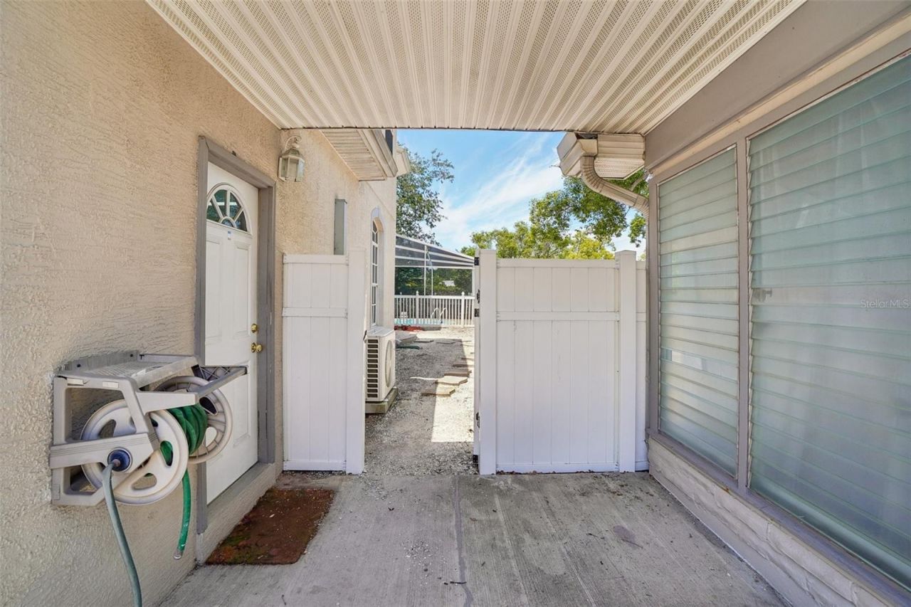 3220 County Road 1, Dunedin, FL 34698 Photo