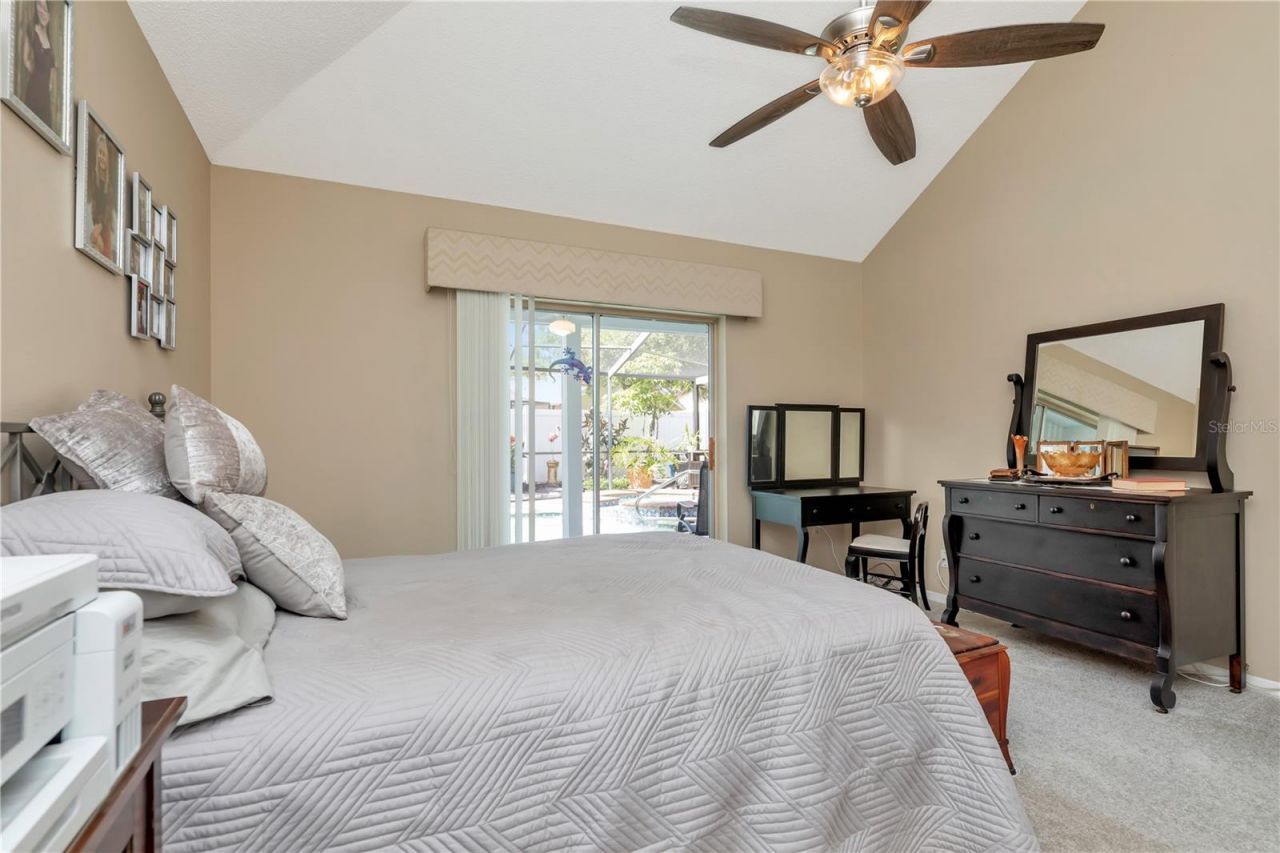 2820 Valencia Lane W, Palm Harbor, FL 34684 Photo