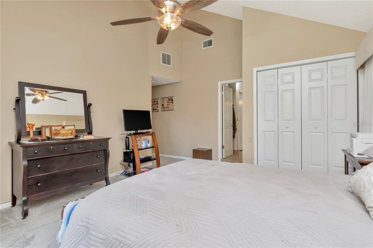 2820 Valencia Lane W, Palm Harbor, FL 34684 Photo