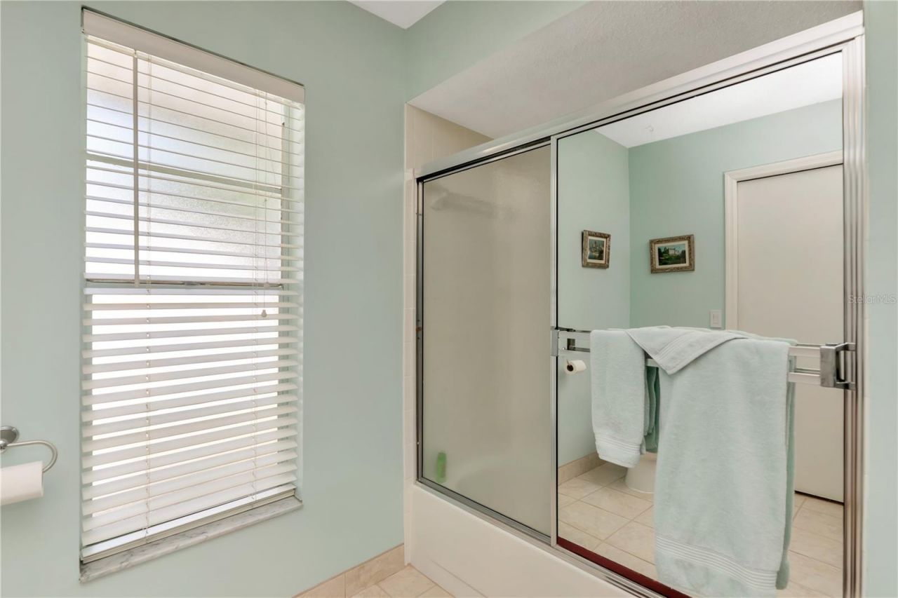2820 Valencia Lane W, Palm Harbor, FL 34684 Photo
