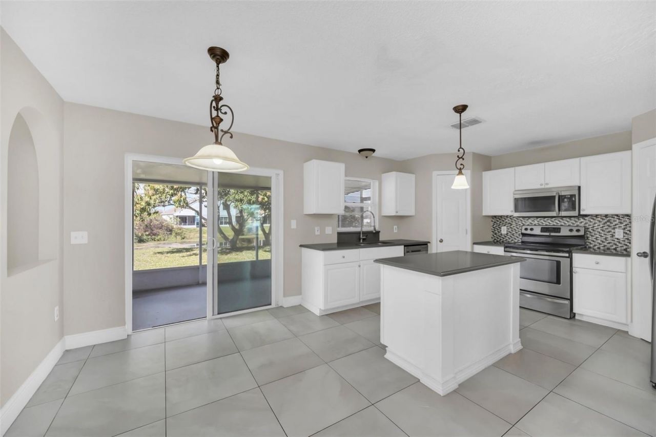 2120 Marisol Loop , Kissimmee, FL 34743 Photo