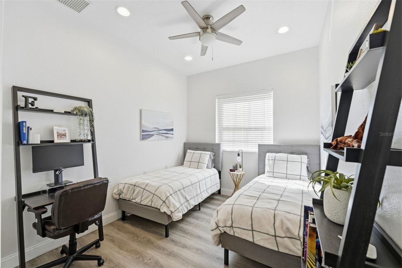 5412 Parkway Drive , Belle Isle, FL 32809 Photo