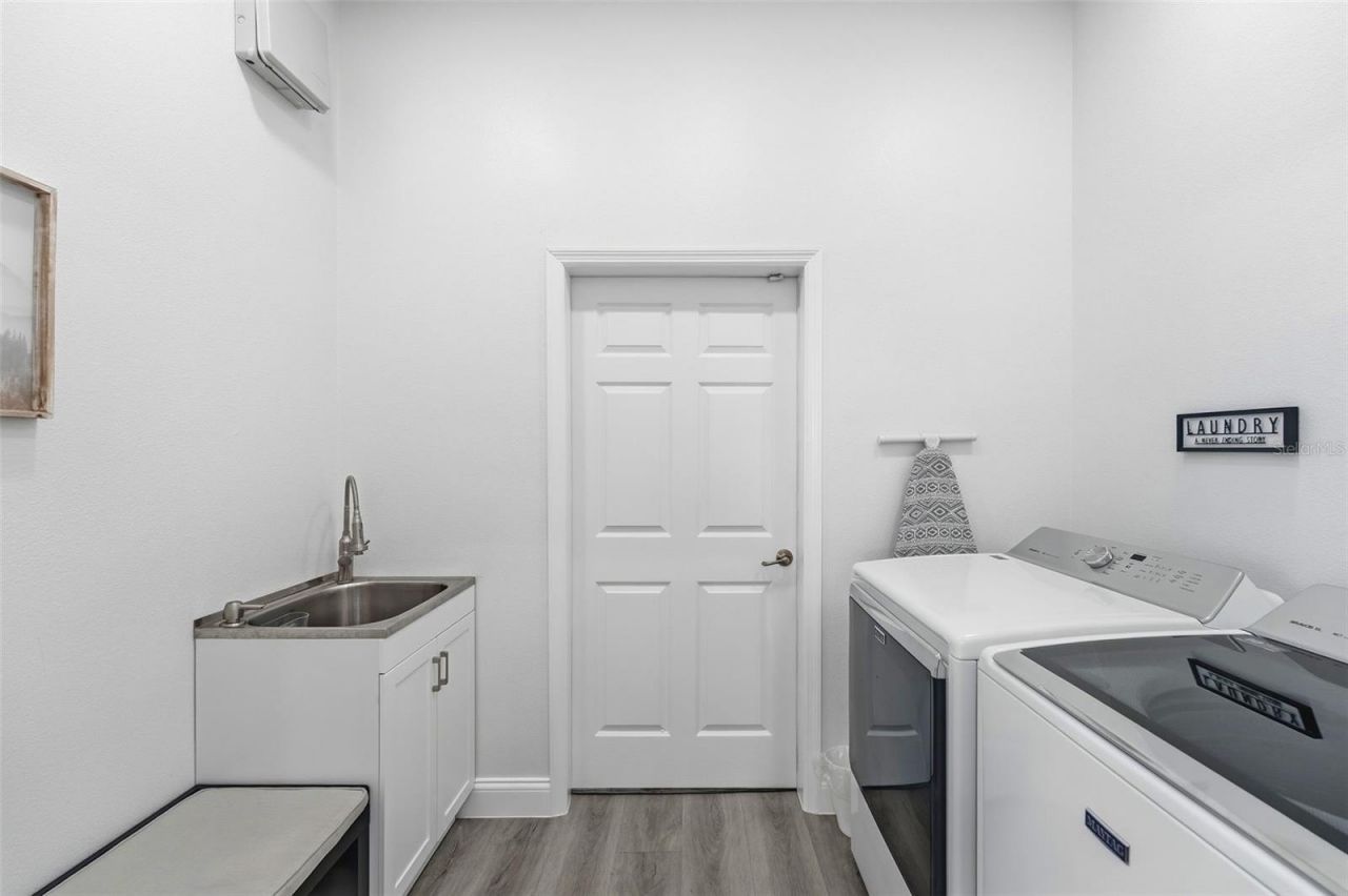 5412 Parkway Drive , Belle Isle, FL 32809 Photo