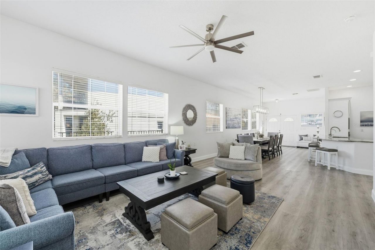 5412 Parkway Drive , Belle Isle, FL 32809 Photo