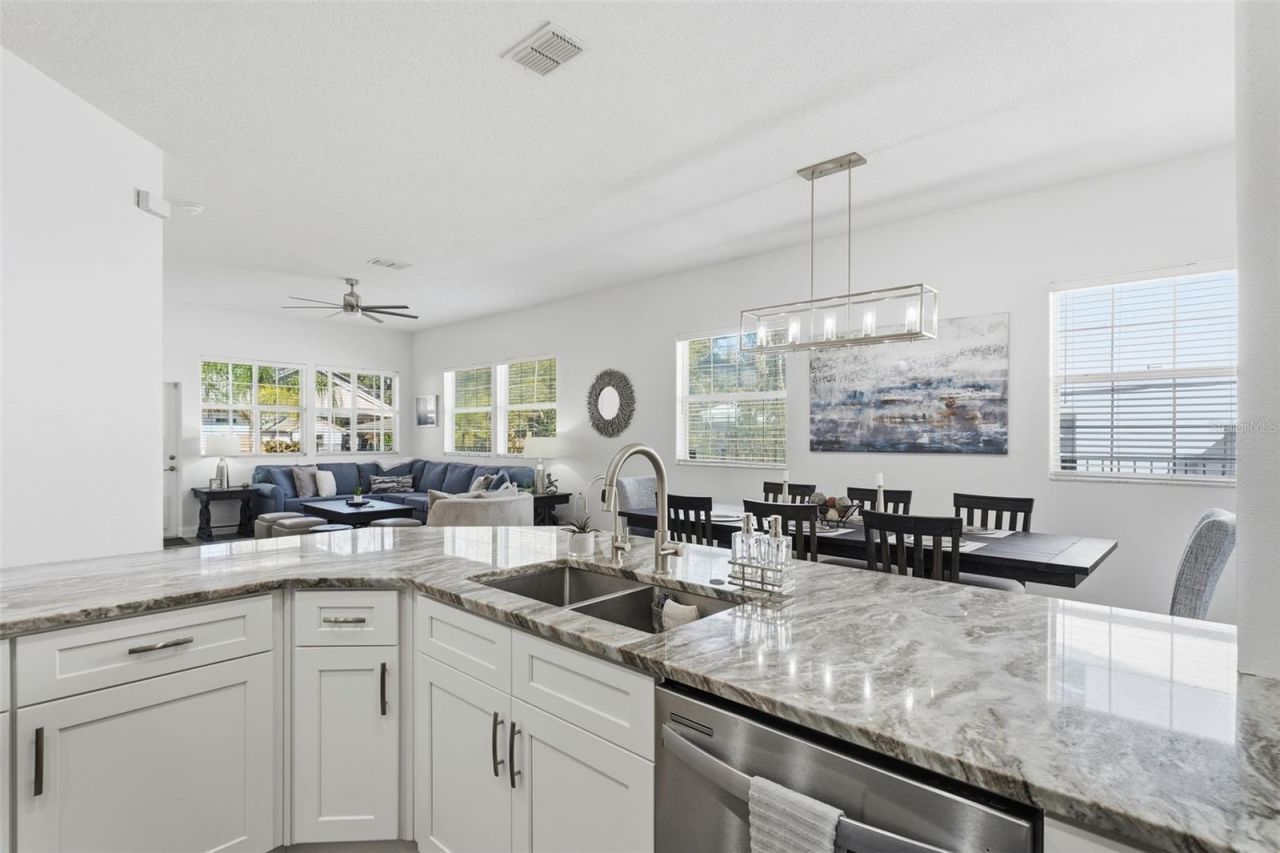 5412 Parkway Drive , Belle Isle, FL 32809 Photo