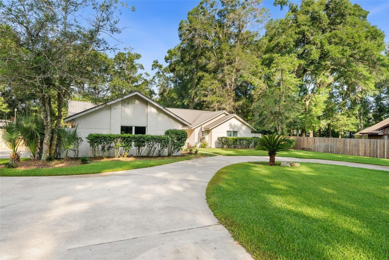 110 NE 53rd Court, Ocala, FL 34470 Photo