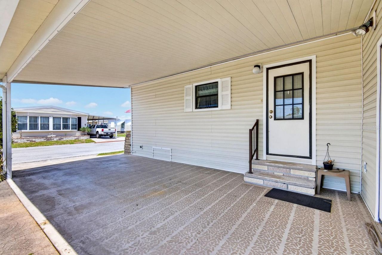 8906 31st Avenue E, Palmetto, FL 34221 Photo