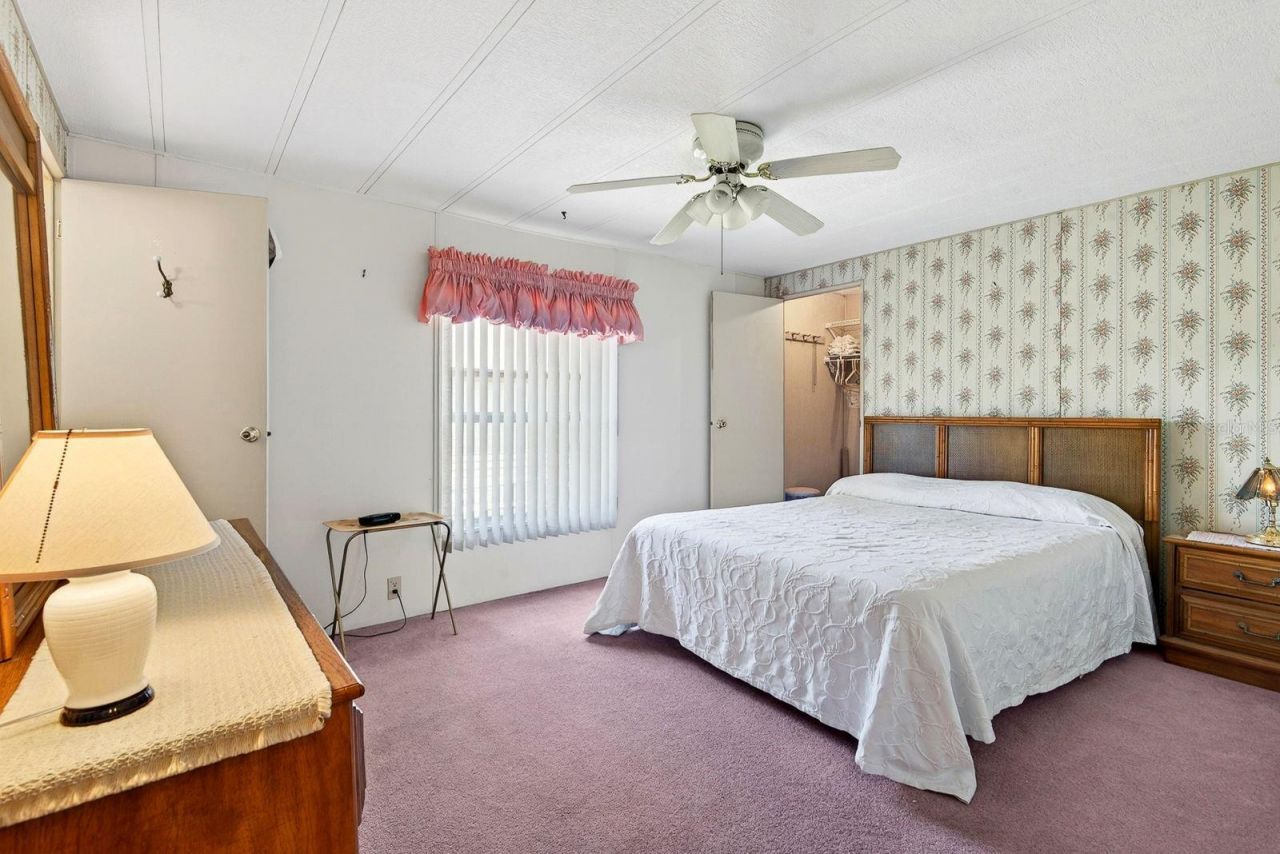 8906 31st Avenue E, Palmetto, FL 34221 Photo