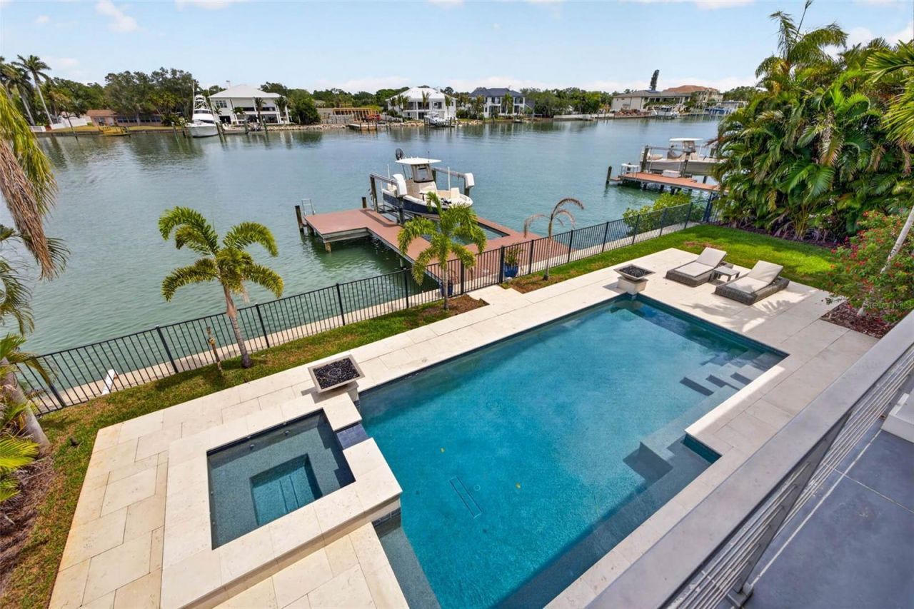 413 Buttonwood Lane, Largo, FL 33770 Photo