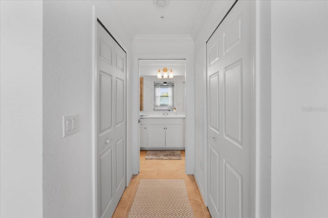 18114 Gawthrop Drive , Unit 304, Bradenton, FL 34211 Photo
