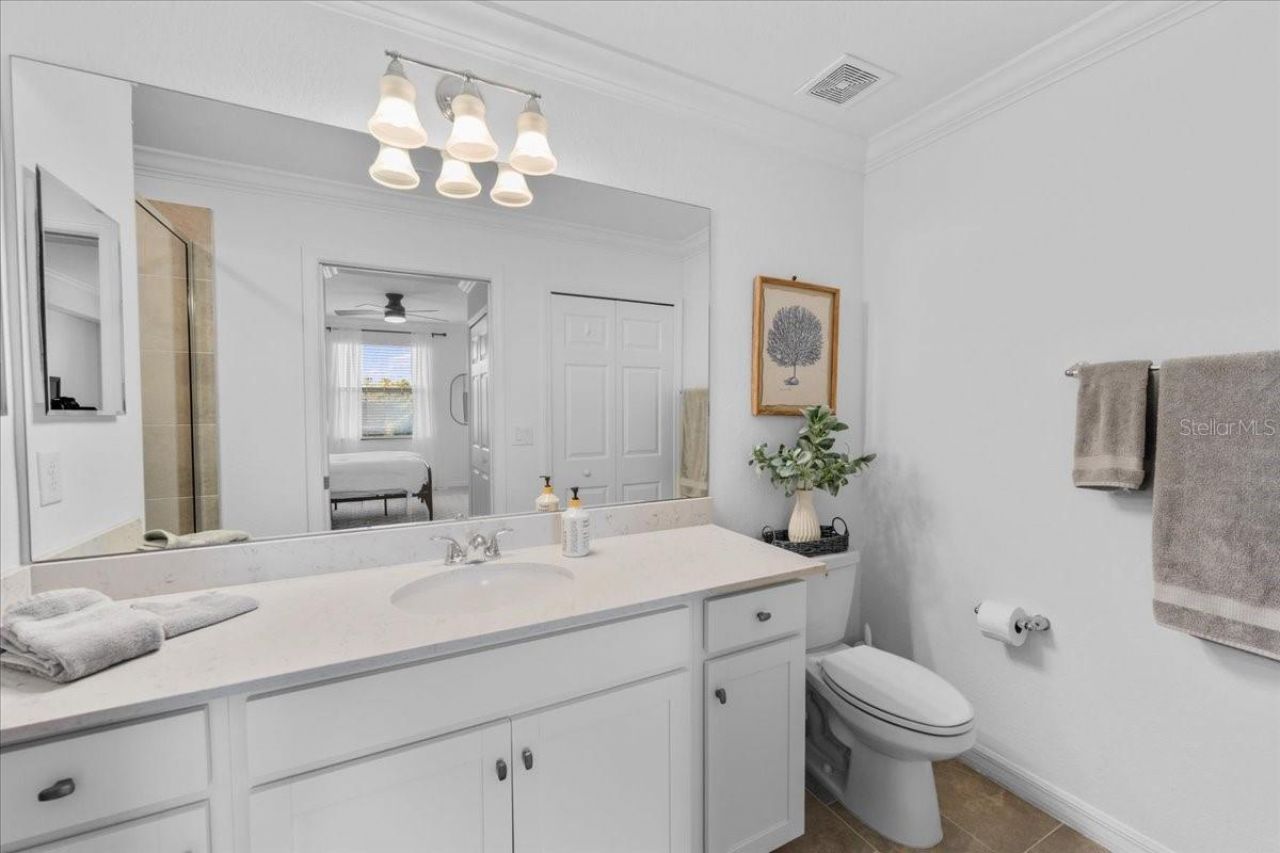 18114 Gawthrop Drive , Unit 304, Bradenton, FL 34211 Photo