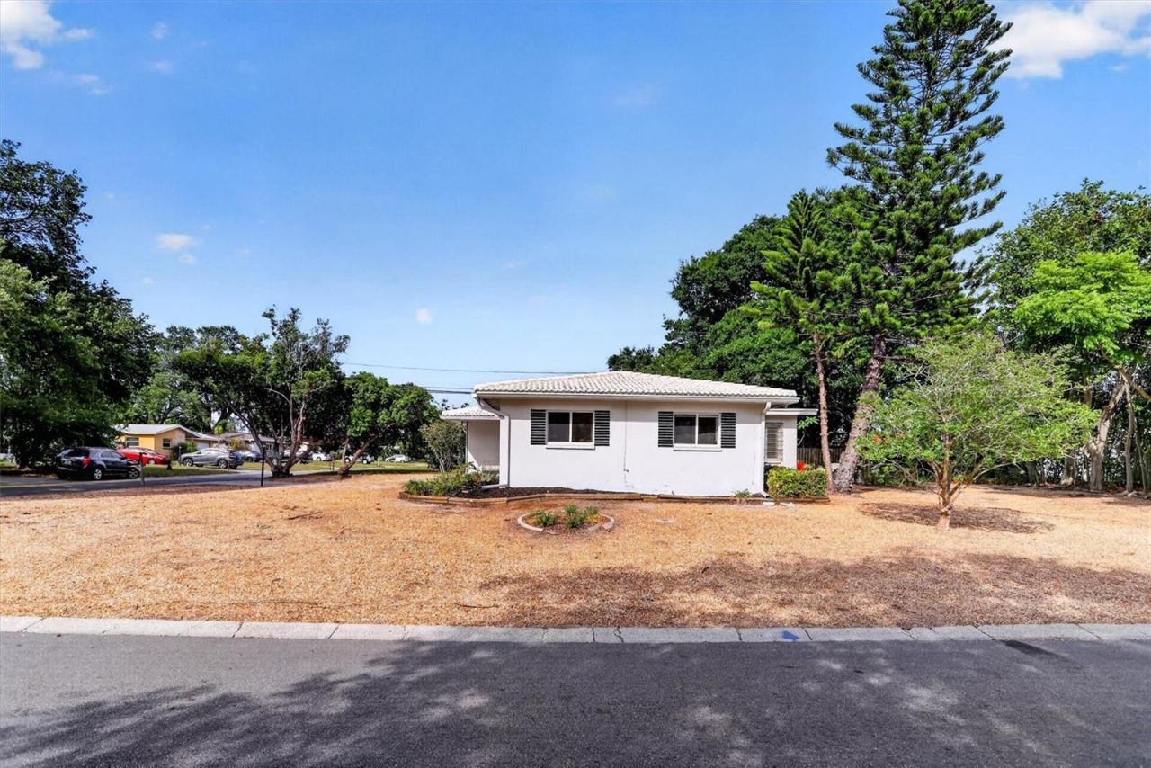 2033 Timber Lane, Clearwater, FL 33763 Photo