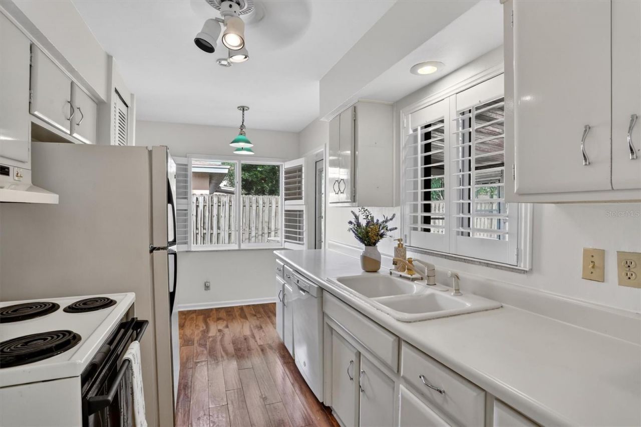 2033 Timber Lane, Clearwater, FL 33763 Photo