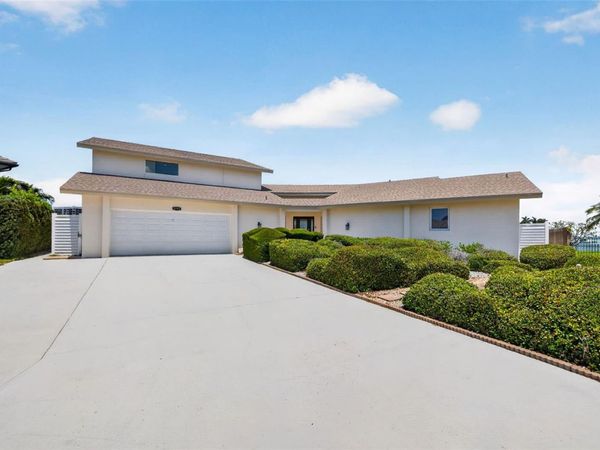 3111 WEDGEWOOD DRIVE , BELLEAIR BEACH, FL 33786