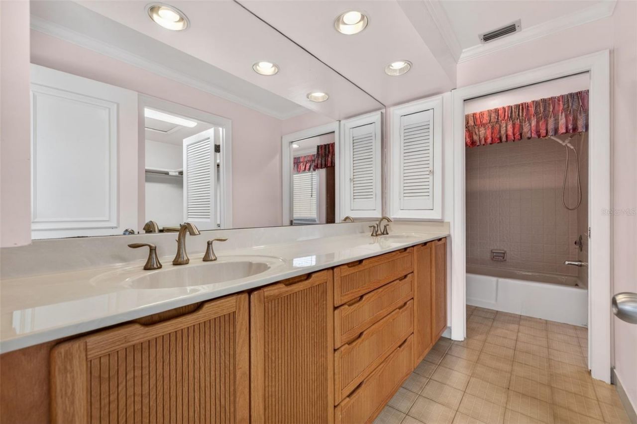 3111 Wedgewood Drive, Belleair Beach, FL 33786 Photo