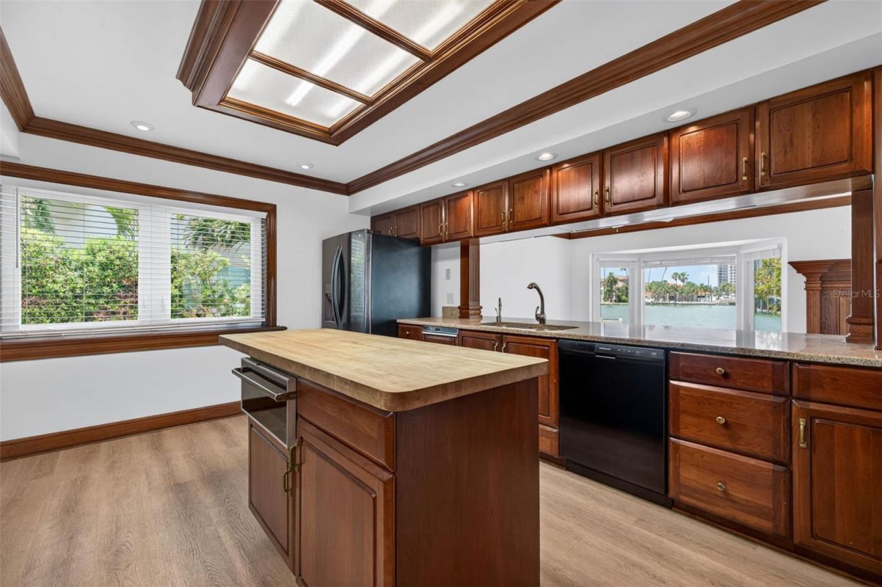 3111 Wedgewood Drive, Belleair Beach, FL 33786 Photo