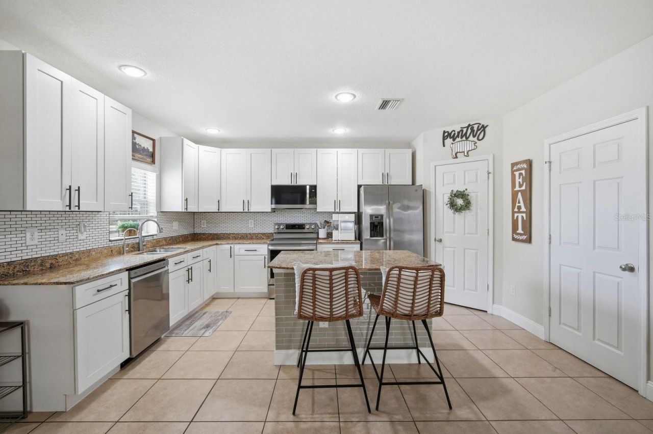 4711 Chatterton Way, Riverview, FL 33578 Photo