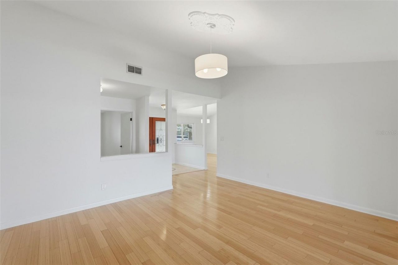 2300 S Shore Drive Se, Saint Petersburg, FL 33705 Photo