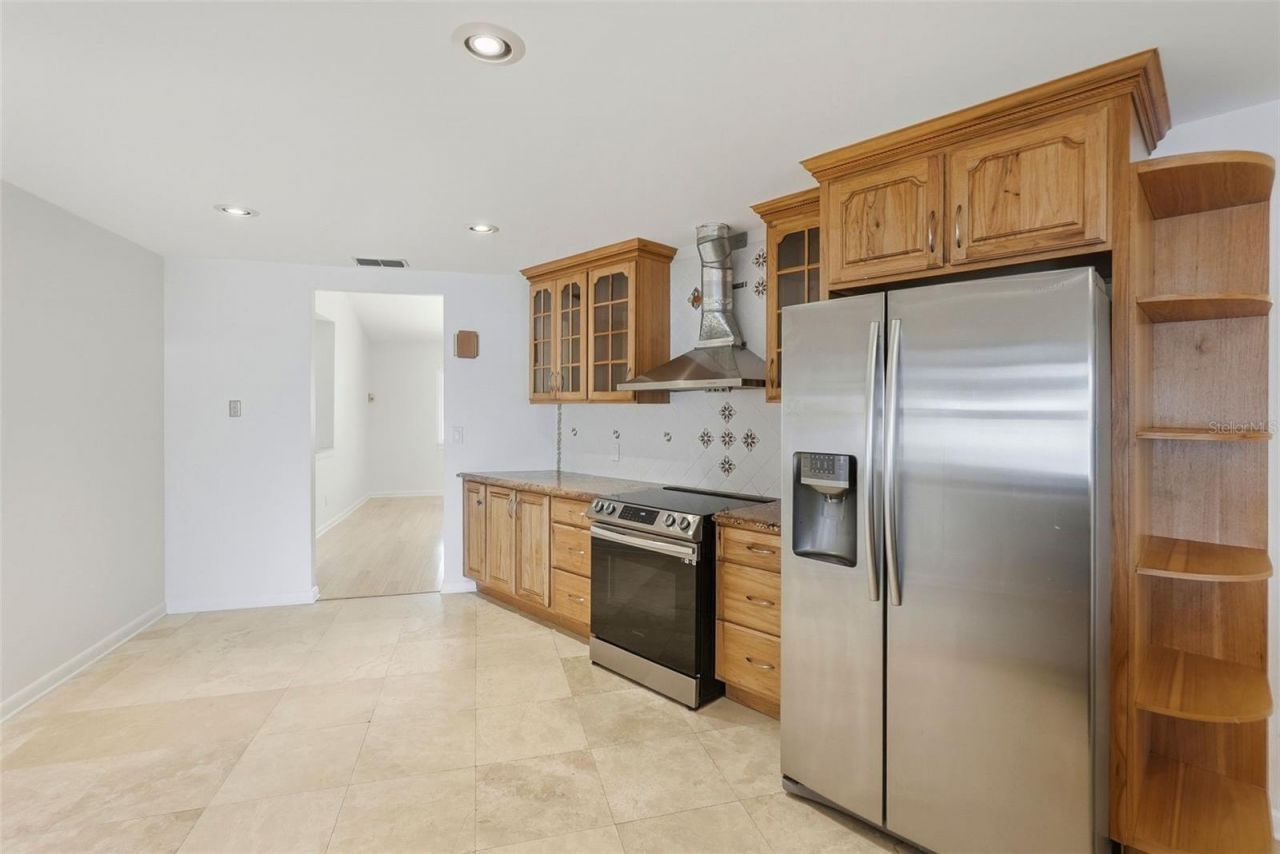 2300 S Shore Drive Se, Saint Petersburg, FL 33705 Photo