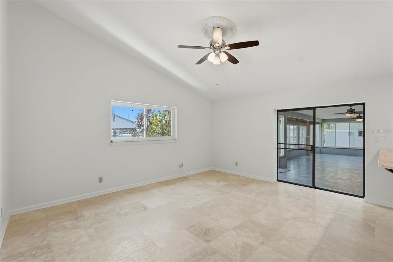 2300 S Shore Drive Se, Saint Petersburg, FL 33705 Photo
