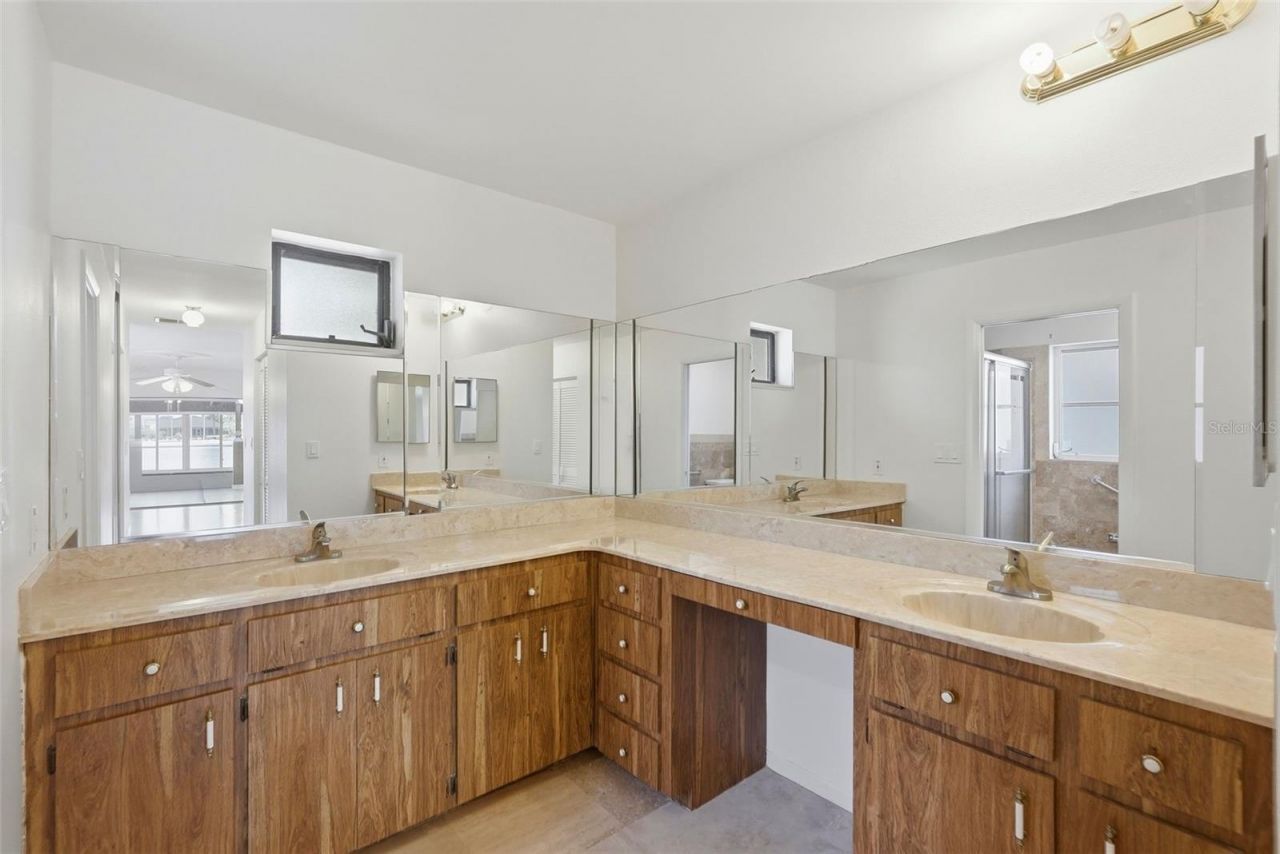 2300 S Shore Drive Se, Saint Petersburg, FL 33705 Photo