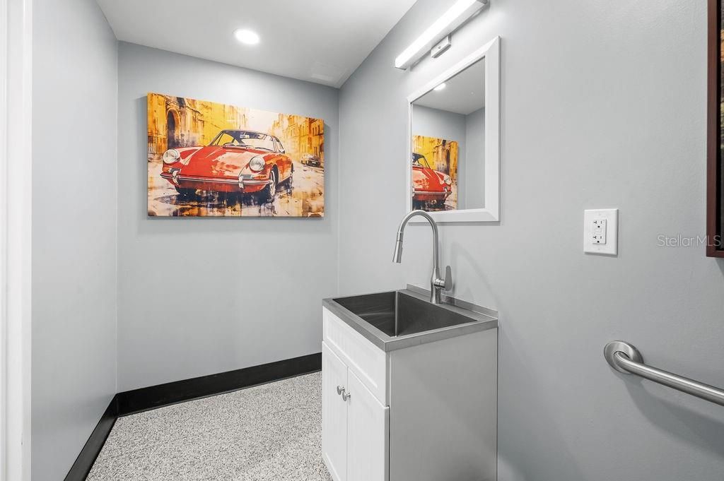 5431 Communications Parkway , Unit 28, Lakewood Ranch, FL 34240 Photo