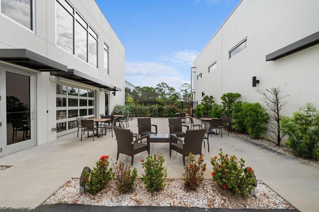 5431 Communications Parkway , Unit 28, Lakewood Ranch, FL 34240 Photo