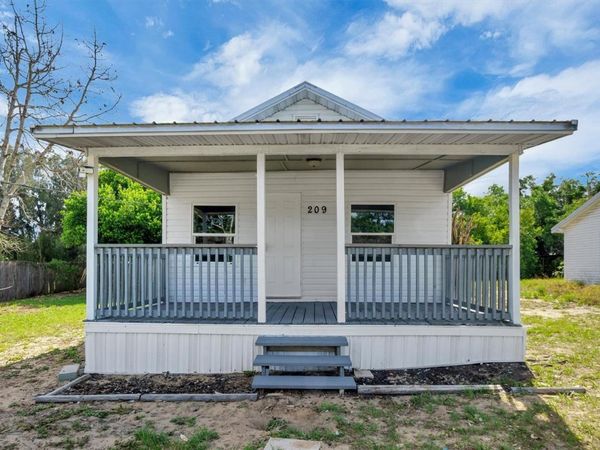 209 PINEY AVENUE , LAKE WALES, FL 33898