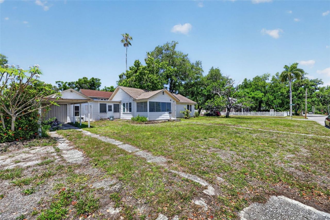 1302 22nd Street W, Bradenton, FL 34205 Photo