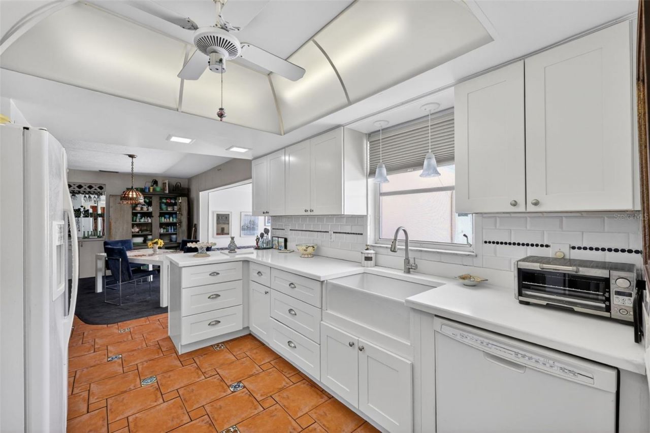 6100 Hollywood Boulevard, Sarasota, FL 34231 Photo