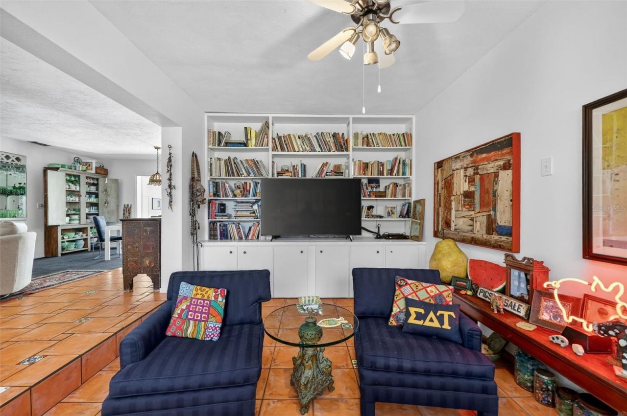 6100 Hollywood Boulevard, Sarasota, FL 34231 Photo