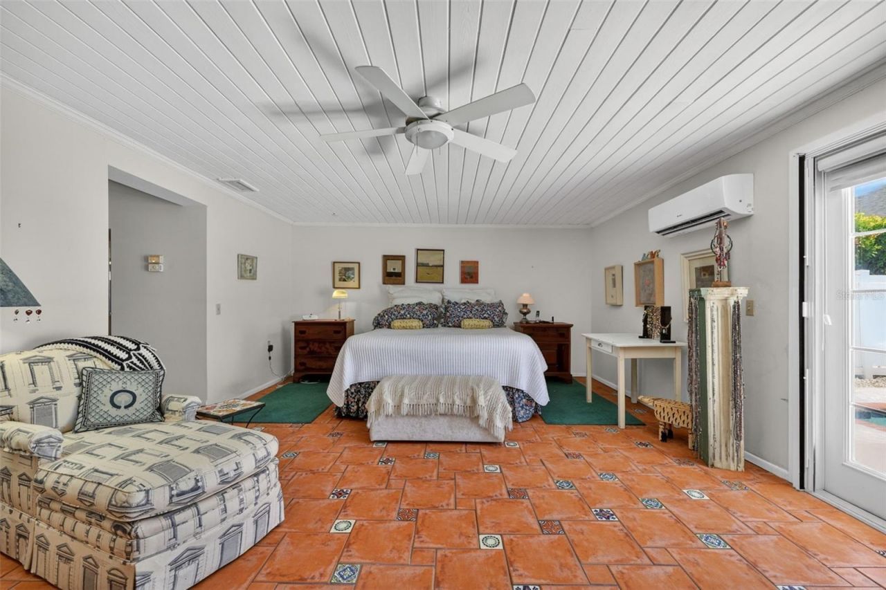6100 Hollywood Boulevard, Sarasota, FL 34231 Photo