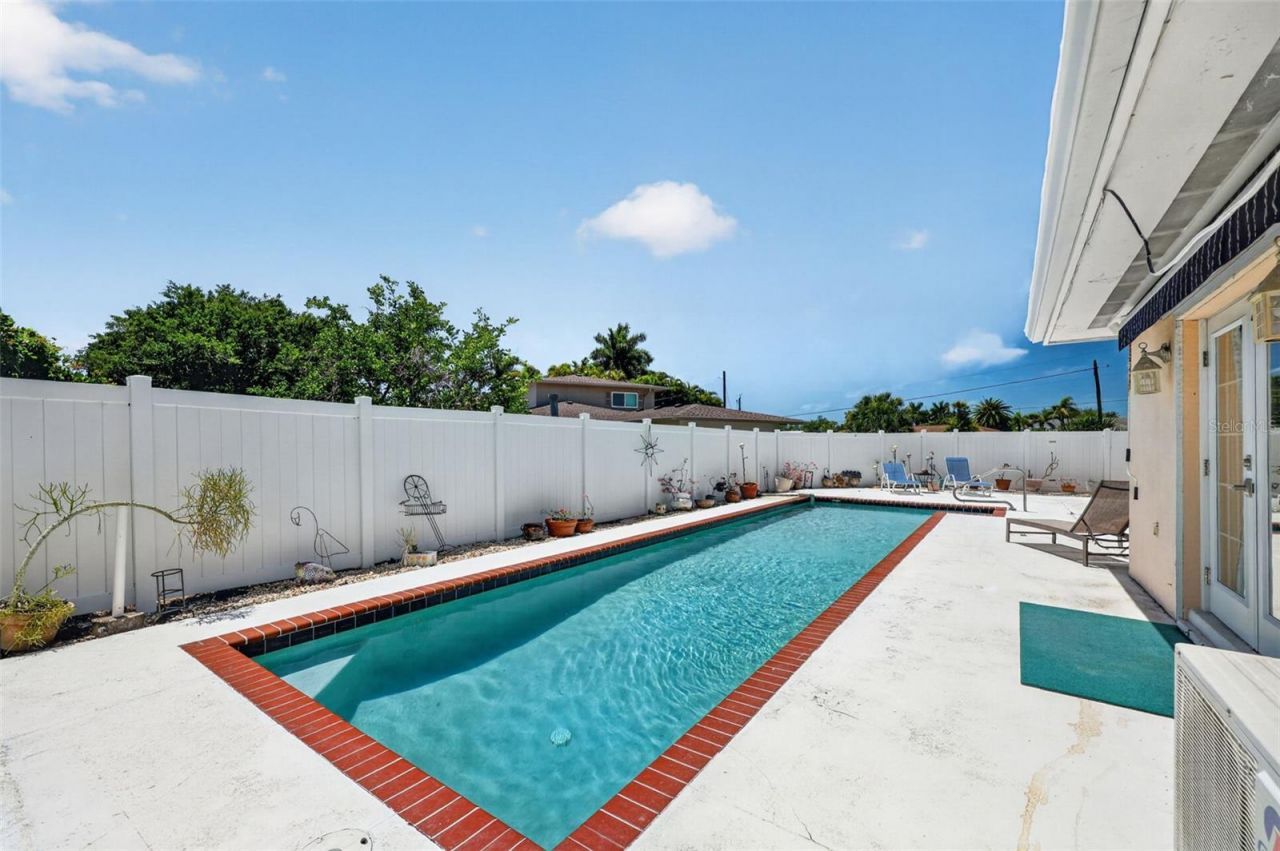 6100 Hollywood Boulevard, Sarasota, FL 34231 Photo