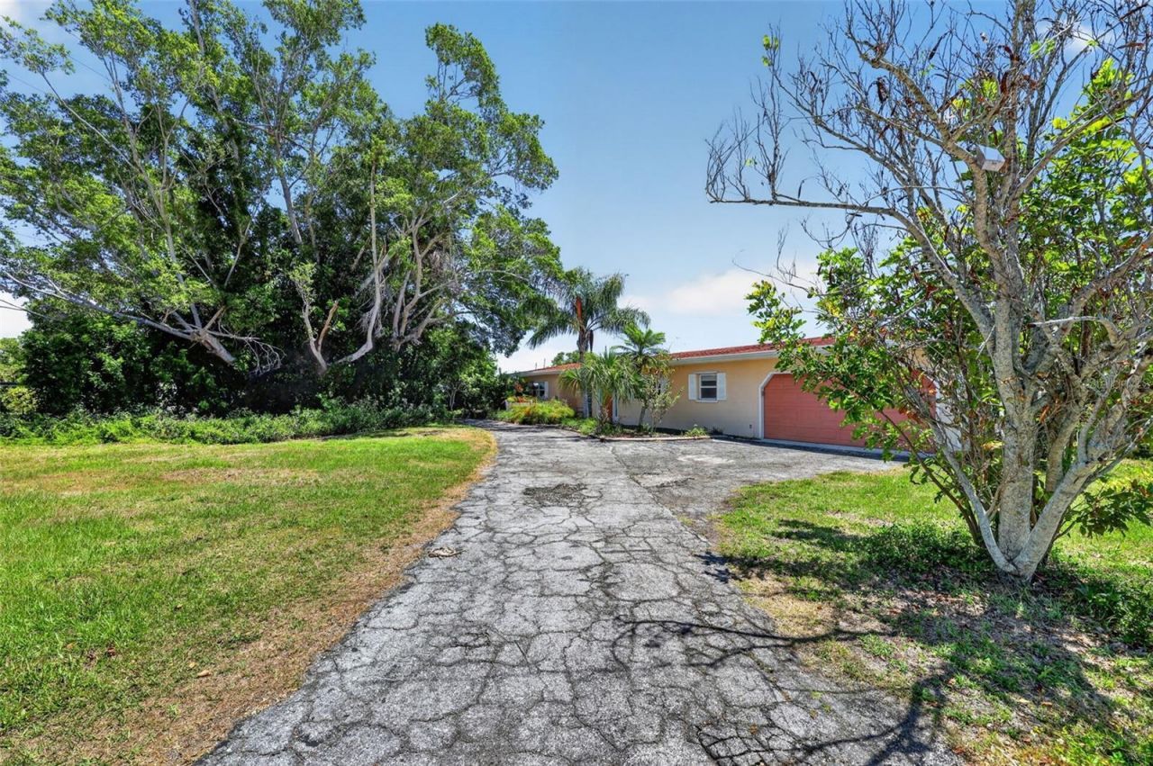 6100 Hollywood Boulevard, Sarasota, FL 34231 Photo