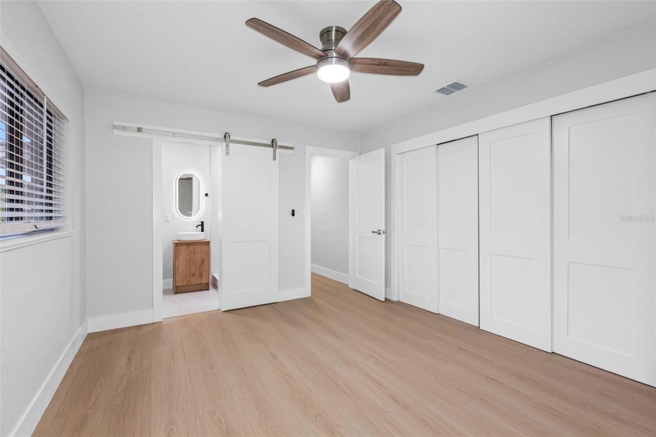 1005 Apache Trail, Clearwater, FL 33755 Photo