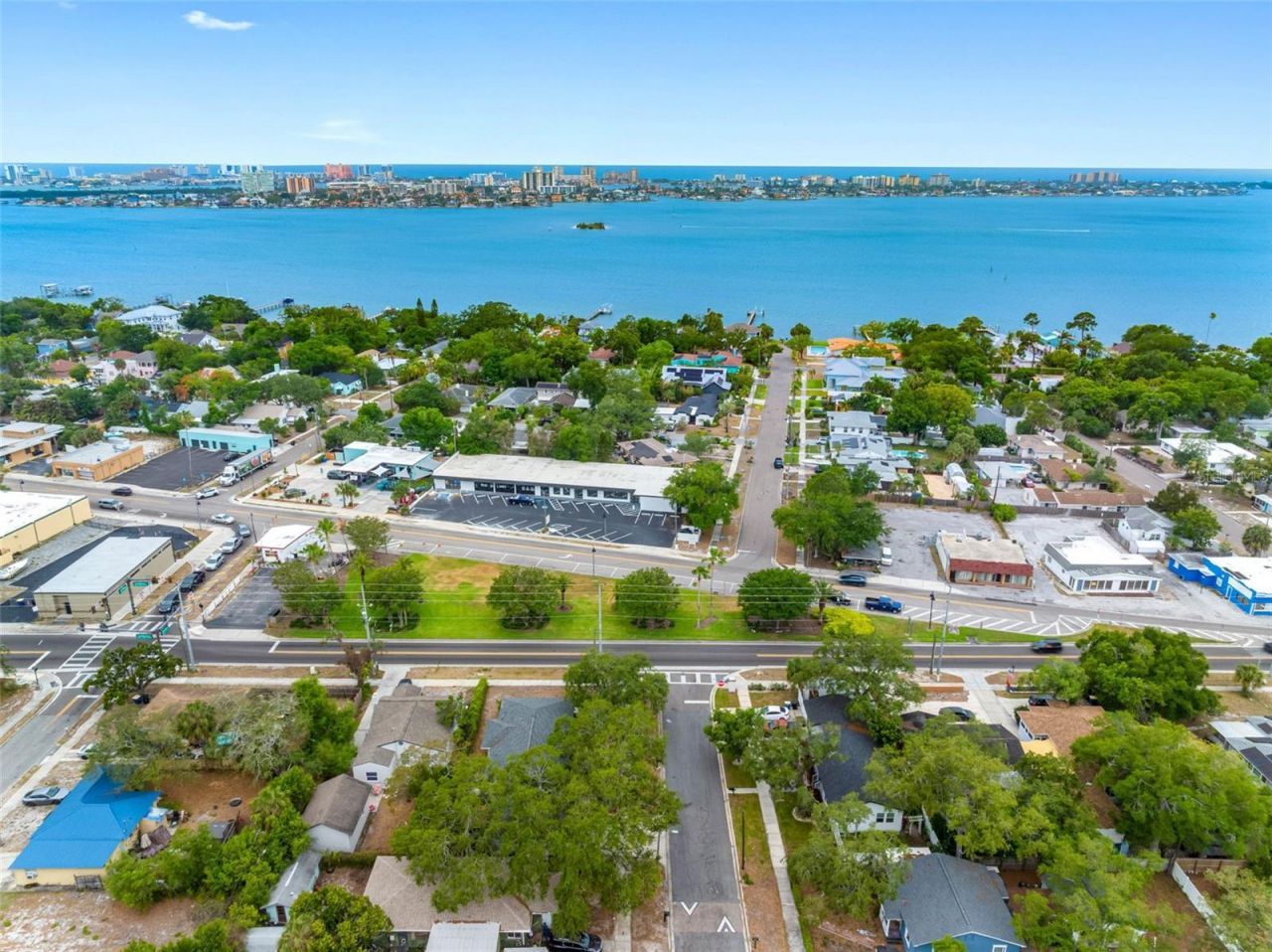 1005 Apache Trail, Clearwater, FL 33755 Photo