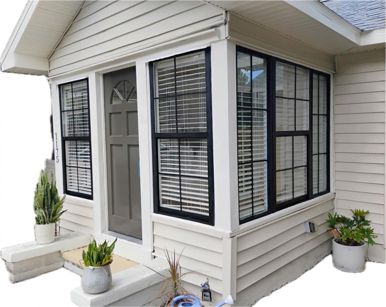 1175 Highland Court N, Saint Petersburg, FL 33701 Photo